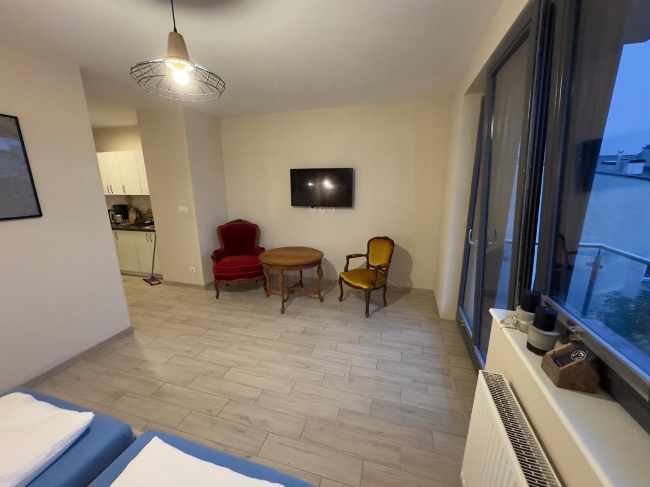 Little White Frog Apartment ชเตชชิน ภายนอก รูปภาพ